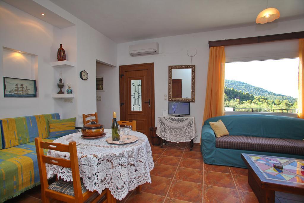 Aloni Villa Skopelos Town Exterior photo