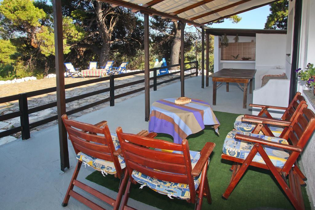 Aloni Villa Skopelos Town Exterior photo